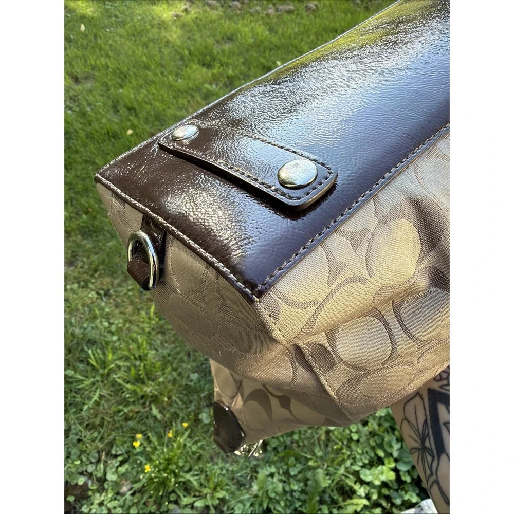 Coach Signature Ashley Satchel, Logo-   Pre-owned, good condition.